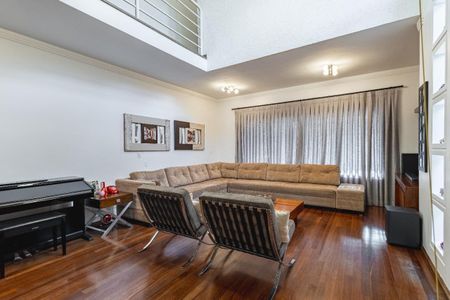Casa à venda com 257m², 3 quartos e 4 vagas