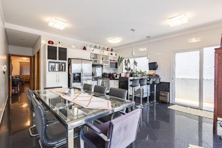 Casa à venda com 257m², 3 quartos e 4 vagas