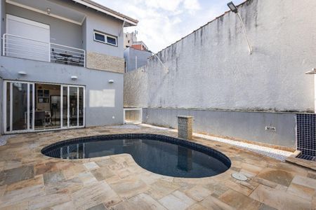Casa à venda com 257m², 3 quartos e 4 vagas