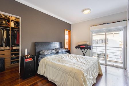 Casa à venda com 257m², 3 quartos e 4 vagas