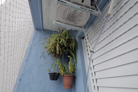 Apartamento à venda com 55m², 2 quartos e 1 vaga Apartamento à venda com 55m², 2 quartos e 1 vagaSacada