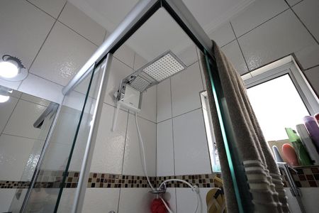 Apartamento à venda com 55m², 2 quartos e 1 vaga Apartamento à venda com 55m², 2 quartos e 1 vagaBanheiro