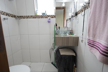 Apartamento à venda com 55m², 2 quartos e 1 vaga Apartamento à venda com 55m², 2 quartos e 1 vagaBanheiro Suíte