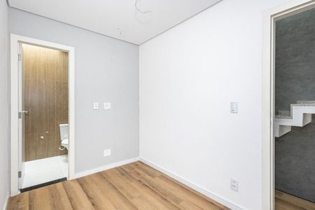 Casa à venda com 3 quartos, 260m² em Vila Gomes Cardim, São Paulo