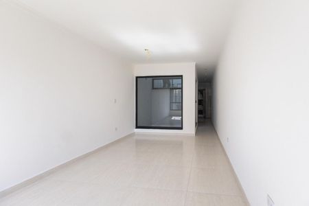 Casa à venda com 106m², 3 quartos e 2 vagas