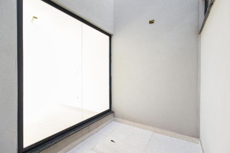 Casa à venda com 3 quartos, 106m² em Chácara Seis de Outubro, São Paulo