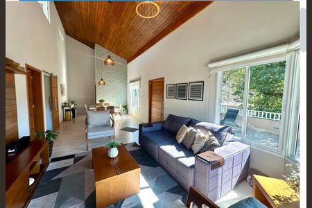 Casa à venda com 3 quartos, 230m² em Vila Albertina, São Paulo
