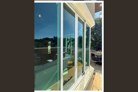 Casa à venda com 230m², 3 quartos e 3 vagas