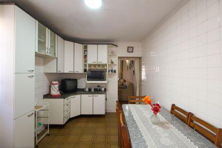 Casa à venda com 124m², 2 quartos e 2 vagas Casa à venda com 124m², 2 quartos e 2 vagasCozinha