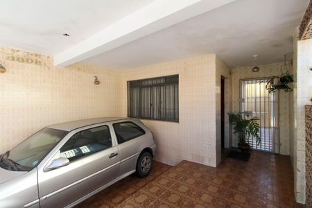 Casa à venda com 124m², 2 quartos e 2 vagas Casa à venda com 124m², 2 quartos e 2 vagasGaragem