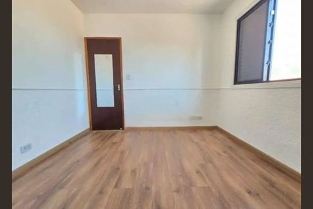 Casa à venda com 3 quartos, 220m² em Vila Aricanduva, São Paulo