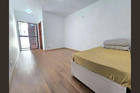 Casa à venda com 3 quartos, 220m² em Vila Aricanduva, São Paulo