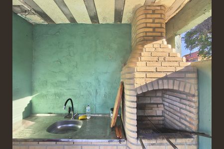 Casa para alugar com 90m², 2 quartos e sem vaga