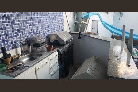Casa à venda com 3 quartos, 320m² em Jardim Virginia Bianca, São Paulo