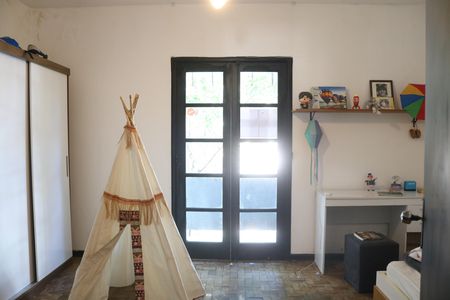 Quarto 2 de casa à venda com 2 quartos, 250m² em Vila Ipojuca, São Paulo