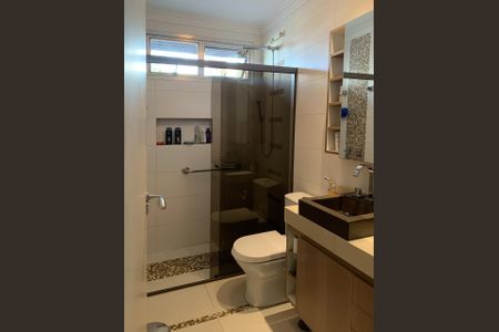 Casa à venda com 160m², 3 quartos e 2 vagas