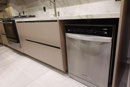 Apartamento à venda com 320m², 4 quartos e 3 vagas