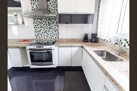 Apartamento à venda com 161m², 3 quartos e 4 vagas
