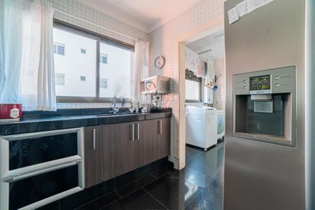 Apartamento à venda com 160m², 3 quartos e 3 vagas