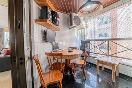 Apartamento à venda com 160m², 3 quartos e 3 vagas
