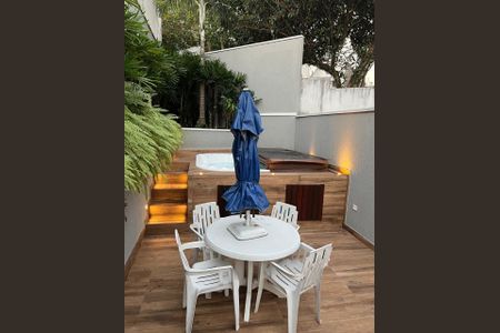 Casa à venda com 174m², 3 quartos e 3 vagas