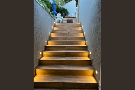 Casa à venda com 174m², 3 quartos e 3 vagas