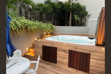 Casa à venda com 174m², 3 quartos e 3 vagas