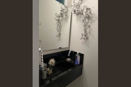 Casa à venda com 174m², 3 quartos e 3 vagas