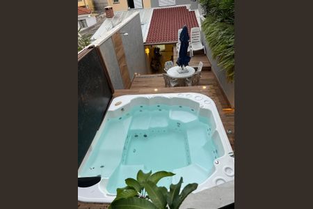 Casa à venda com 174m², 3 quartos e 3 vagas