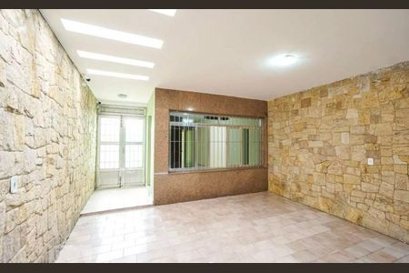 Casa à venda com 150m², 3 quartos e 2 vagas