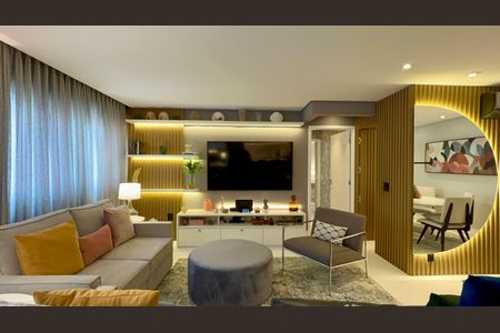Apartamento à venda com 125m², 2 quartos e 1 vagaSala de TV