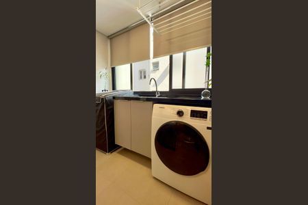 Apartamento à venda com 125m², 2 quartos e 1 vagaÁrea de Serviço
