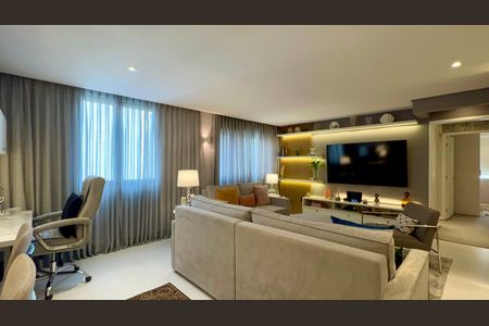Apartamento à venda com 125m², 2 quartos e 1 vagaSala de TV