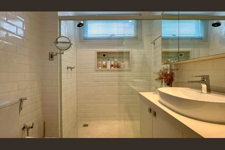 Apartamento à venda com 125m², 2 quartos e 1 vagaSuíte 2