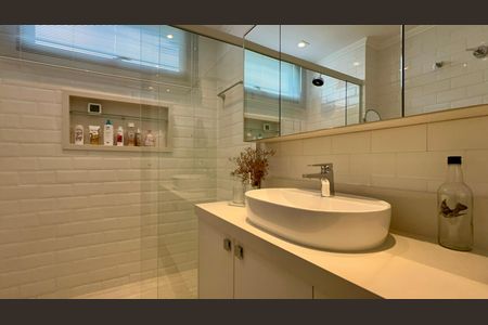 Apartamento à venda com 125m², 2 quartos e 1 vagaBanheiro da Suíte 2