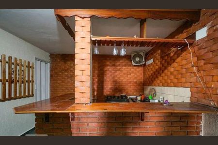Casa à venda com 4 quartos, 375m² em Jardim Vila Formosa, São Paulo