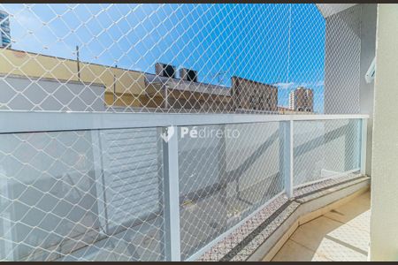 Casa à venda com 178m², 2 quartos e 2 vagas