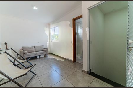 Casa à venda com 2 quartos, 178m² em Chácara Seis de Outubro, São Paulo