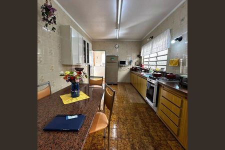 Casa à venda com 265m², 3 quartos e 9 vagas