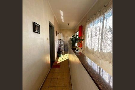 Casa à venda com 265m², 3 quartos e 9 vagas