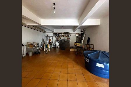 Casa à venda com 265m², 3 quartos e 9 vagas