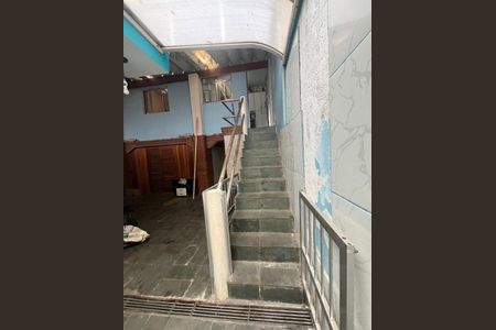 Casa à venda com 223m², 3 quartos e 4 vagas