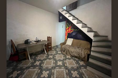 Casa à venda com 223m², 3 quartos e 4 vagas