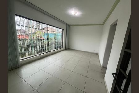 Casa à venda com 3 quartos, 223m² em Vila Guedes, São Paulo
