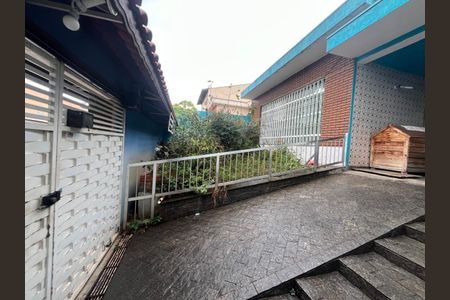 Casa à venda com 223m², 3 quartos e 4 vagas