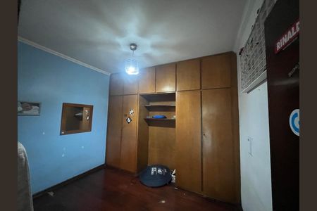 Casa à venda com 223m², 3 quartos e 4 vagas