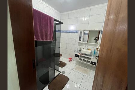 Casa à venda com 223m², 3 quartos e 4 vagas