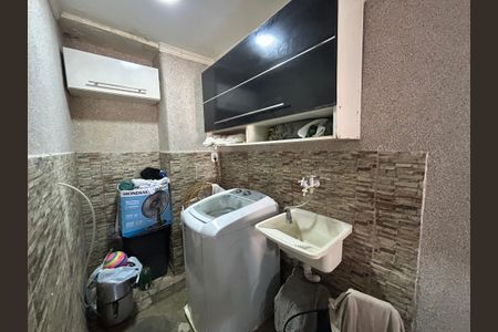 Casa para alugar com 200m², 2 quartos e sem vagaÁrea de Serviço