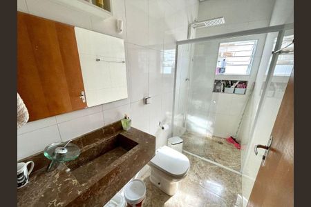Casa à venda com 2 quartos, 100m² em Jardim Professor Benoa, Barueri