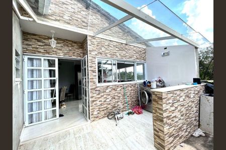 Casa à venda com 2 quartos, 100m² em Jardim Professor Benoa, Barueri